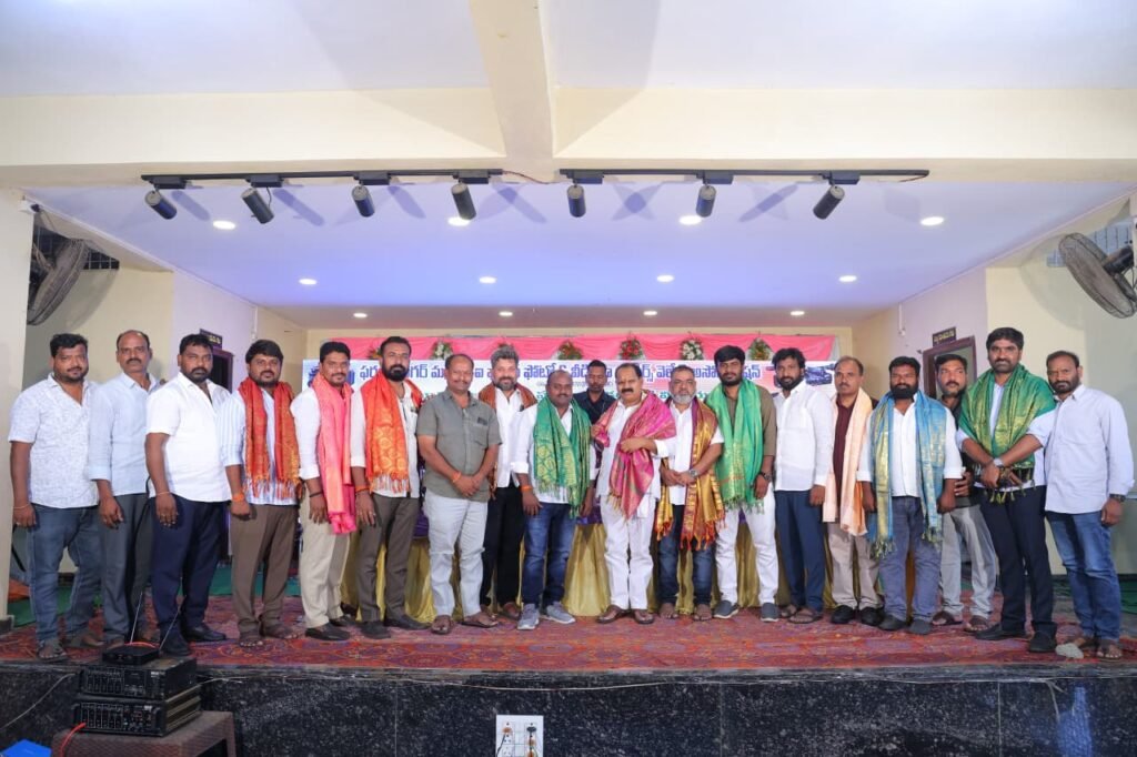 *రంగారెడ్డి జిల్లా ఫరూక్ నగర్ అసోసియేషన్ నూతన కార్యవర్గ ప్రమాణ స్వీకారోత్సవం.*