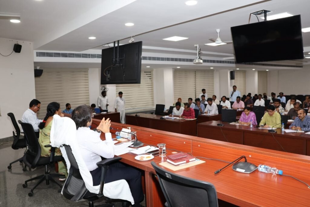 అర్హుల గుర్తింపులో పారదర్శకత పాటించాలి – జిల్లా కలెక్టర్ అంకిత్.