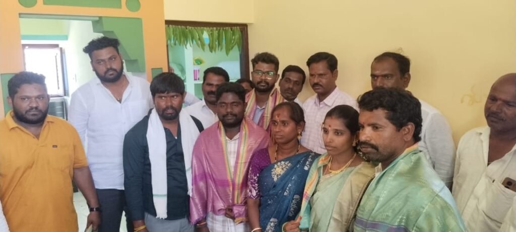 ఇన్ సర్వీస్ ఉపాధ్యాయులకు టెట్ మినహాయింపు ఇవ్వాలి