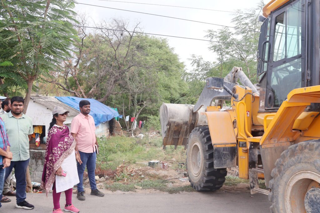 రాజీవ్ రహదారి విస్తరణకు వేగం