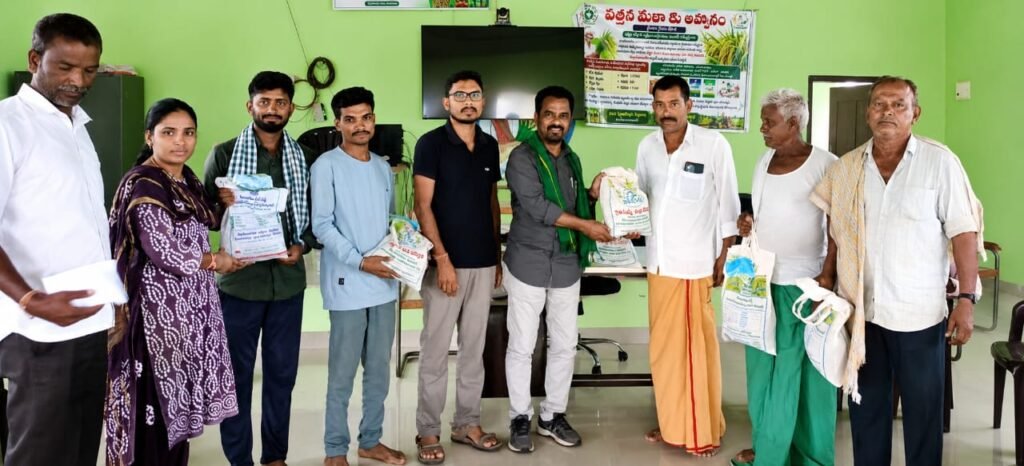 రైతులు పప్పు ధాన్యల సాగును పెంచాలి