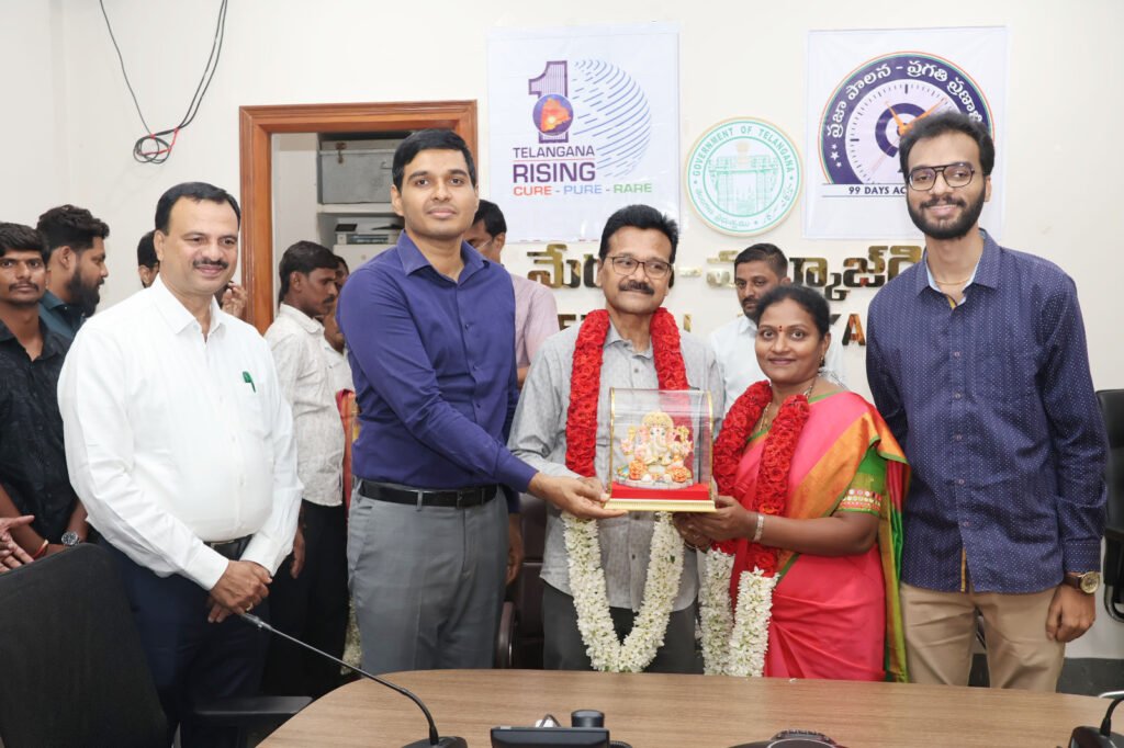ప్రజల మన్ననలే ప్రభుత్వ ఉద్యోగికి నిజమైన సంపద