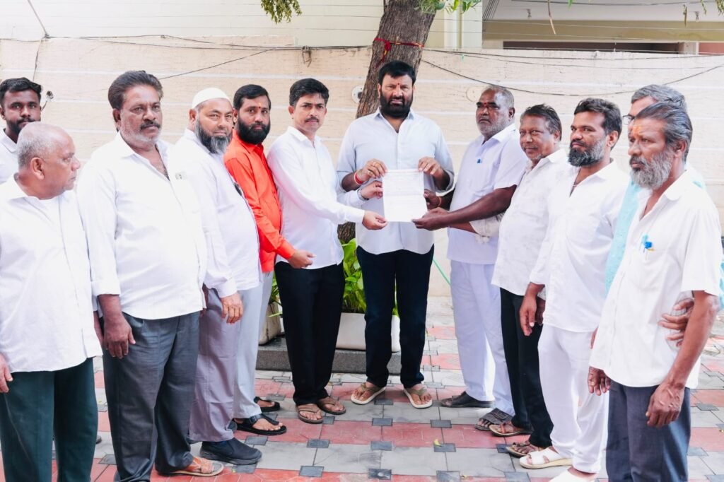 ప్రజల సమస్యల పరిష్కారమే లక్ష్యం: కూన శ్రీశైలం గౌడ్