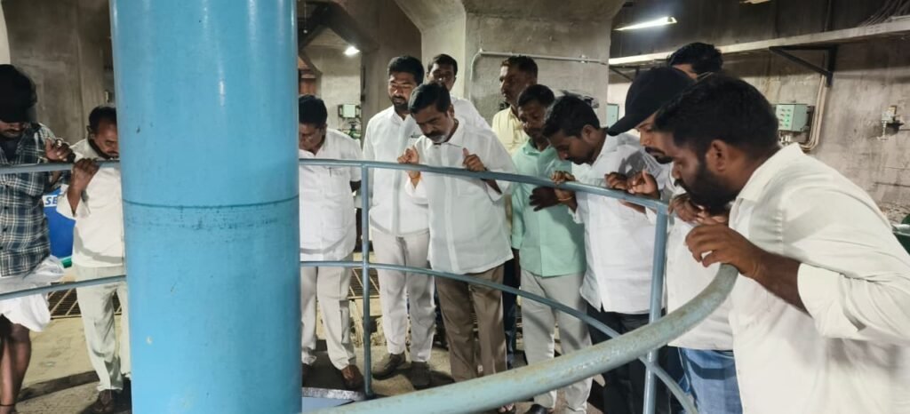 చిన్న గోపుల పూర్ గ్రామం వద్ద బీమా పేస్-1 లోని స్టేజ్ -1 పంప్ హౌస్ ను పరిశీలించిన మాజీ ఎమ్మెల్యే చిట్టెం రామ్మోహన్ రెడ్డి
