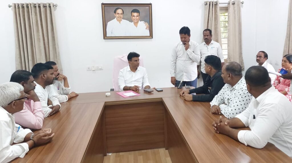 ప్రజా సంక్షేమమే ధ్యేయం… అందరికీ అందుబాటులో ఎమ్మెల్యే కేపీ వివేకానంద్
