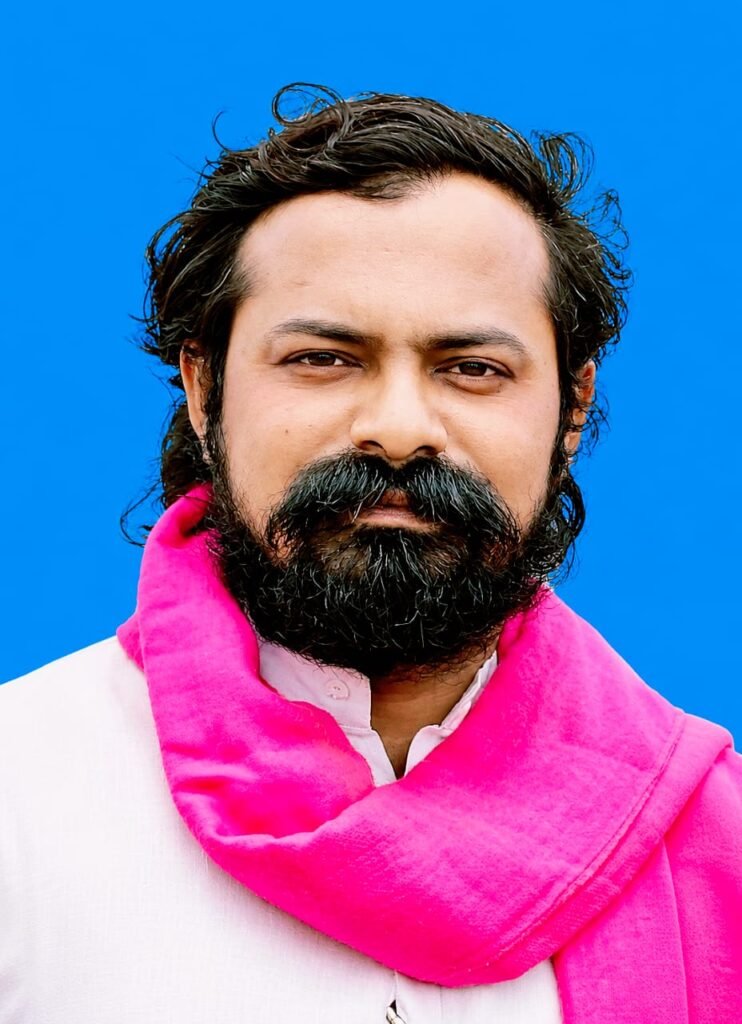 నిత్యం వివాదాల సుడి గుండం లో మాకుల క్షేత్రం మండి పడ్డ లంబాడీల ఐక్య వేదిక రాష్ట్ర ముఖ్య సమన్వయ కర్త జాదవ్ రమేష్ నాయక్