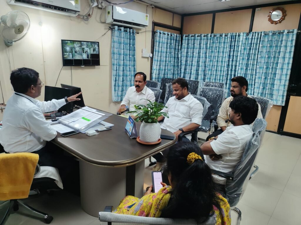 కుత్బుల్లాపూర్‌లో పోలింగ్ కేంద్రాల హేతుబద్ధీకరణపై రాజకీయ పార్టీలతో కీలక సమావేశం