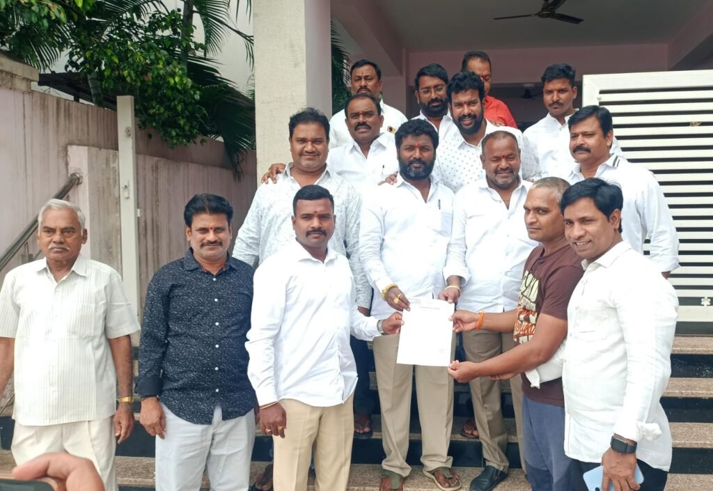 నిరుపేదలకు సీఎంఆర్ఎఫ్ భరోసా.. ఇద్దరికి రూ.6.50 లక్షల ఎల్ఓసీలు