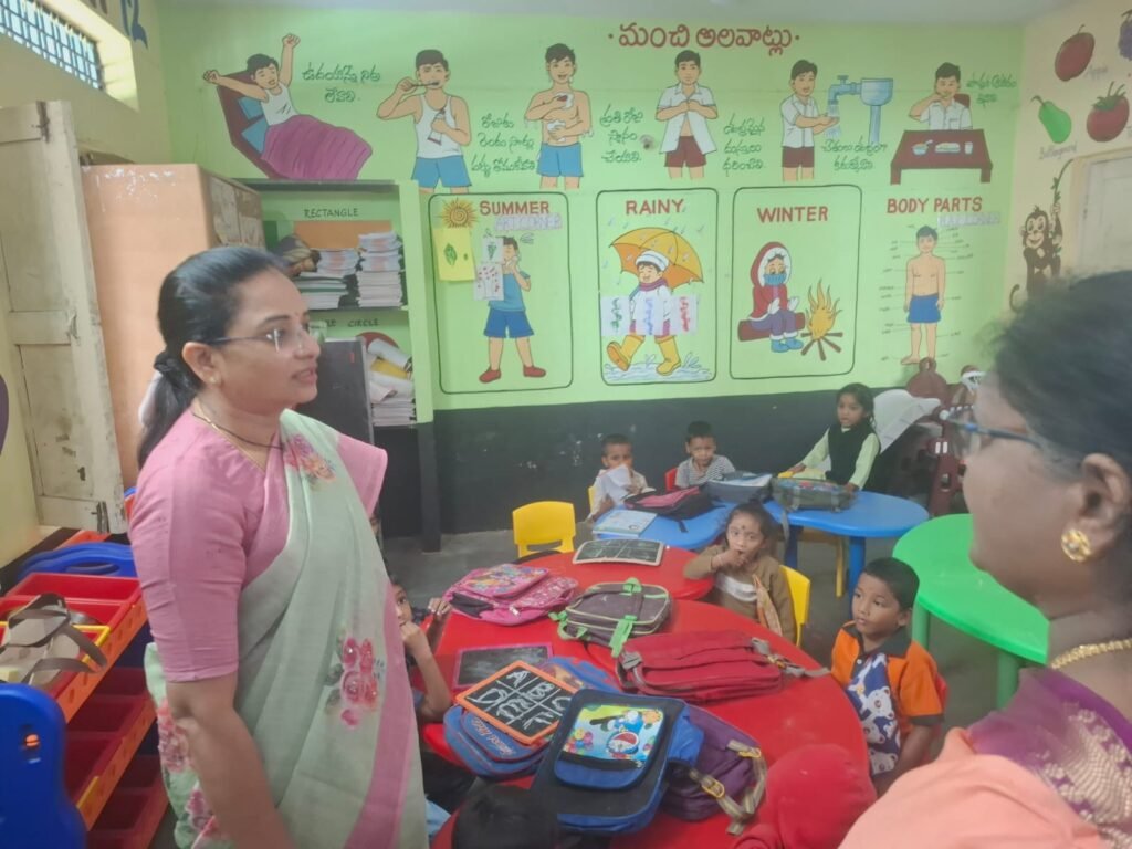 తెలంగాణ ఎడ్యుకేషన్ కమిషన్ సభ్యురాలు శ్రీమతి జ్యోత్స్న శివారెడ్డి కుత్బుల్లాపూర్ మండలంలోని జెడ్పీహెచ్‌ఎస్ షాపూర్ నగర్ ప్రభుత్వ పాఠశాలను సందర్శించారు
