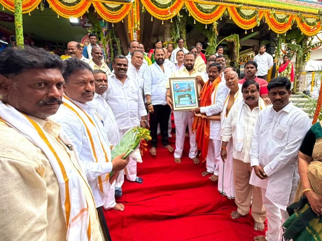 జీడిమెట్లలో ఘనంగా కట్ట మైసమ్మ–బంగారు మైసమ్మ–గంగమ్మ విగ్రహ ప్రతిష్ఠ మహోత్సవం