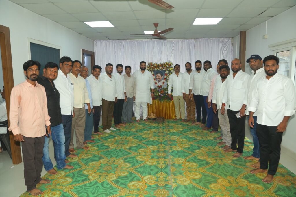 చెరుకుపల్లి చంద్రారెడ్డికి ఘన నివాళి