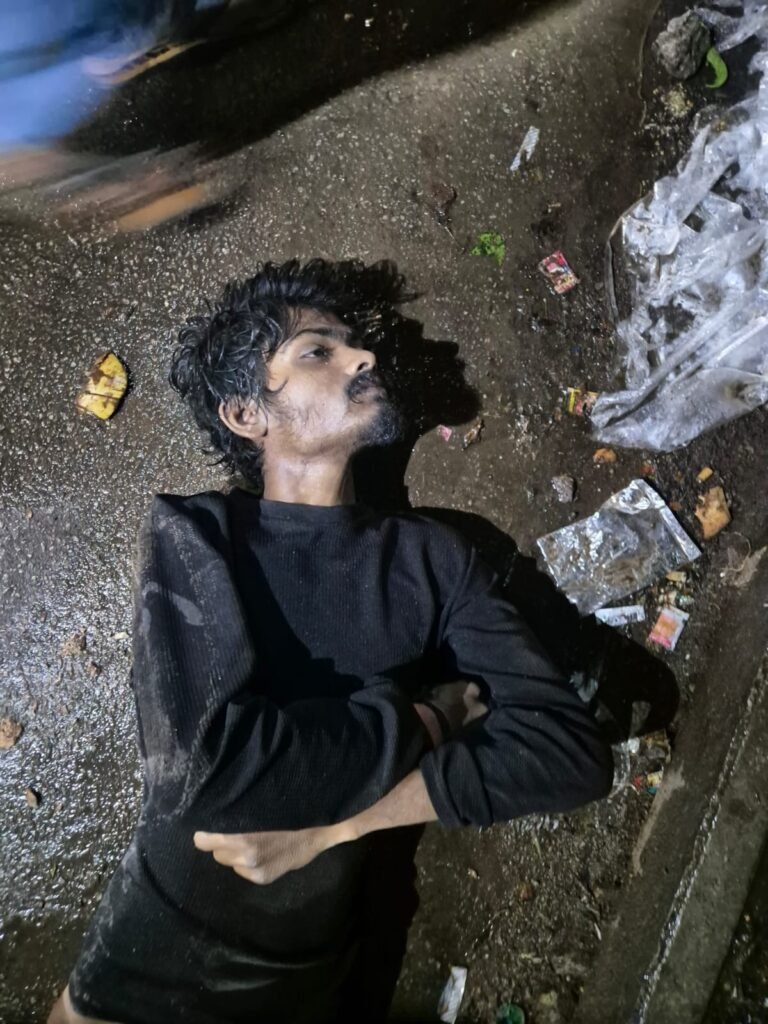 విద్యుత్ లీకేజీతో యువకుడి మృతి