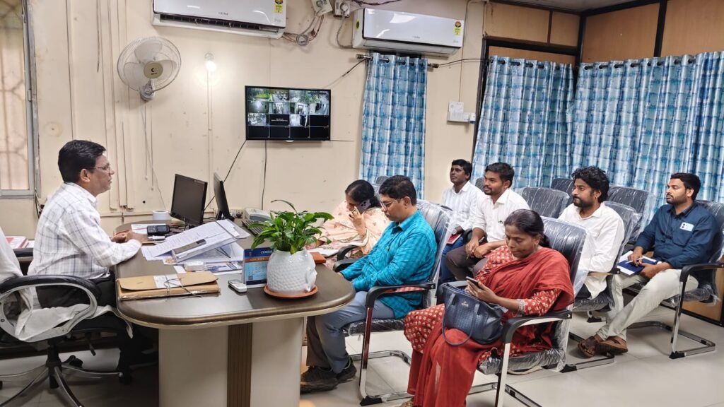 జీడిమెట్ల సర్కిల్‌లో వర్షాకాల సమస్యల పరిష్కారంపై అధికారుల సమీక్ష