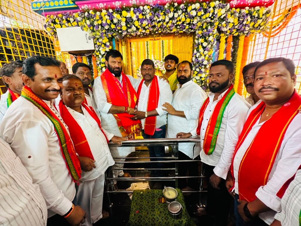 నల్ల పోచమ్మ అమ్మవారి ఆశీస్సులతో ప్రజలు సుఖసంతోషాలతో ఉండాలి: కూన శ్రీశైలం గౌడ్