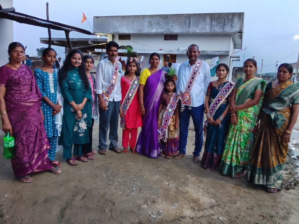 బోడతండలో ఘనంగా తీజ్ వేడుకలు