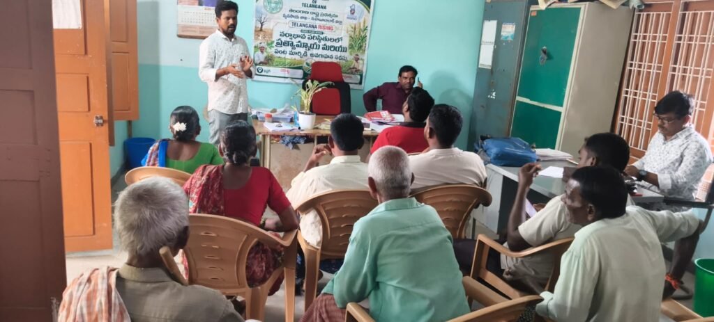 ప్రత్యామ్నాయ పంటలు సాగు చేయాలి