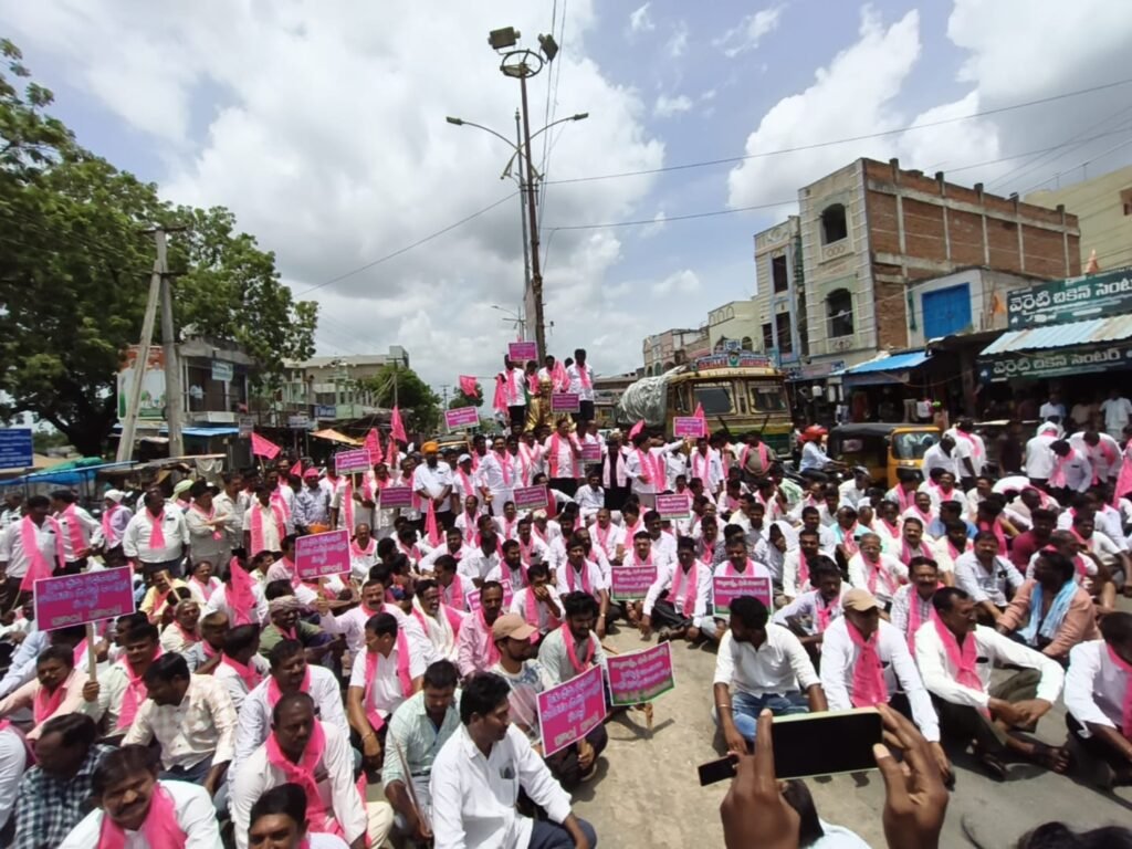 ప్రజా సంక్షేమ పథకాలను వెంటనే పునరుద్ధరించాలి – హక్కుల సాధన కోసం పోరాటం కొనసాగిస్తాం