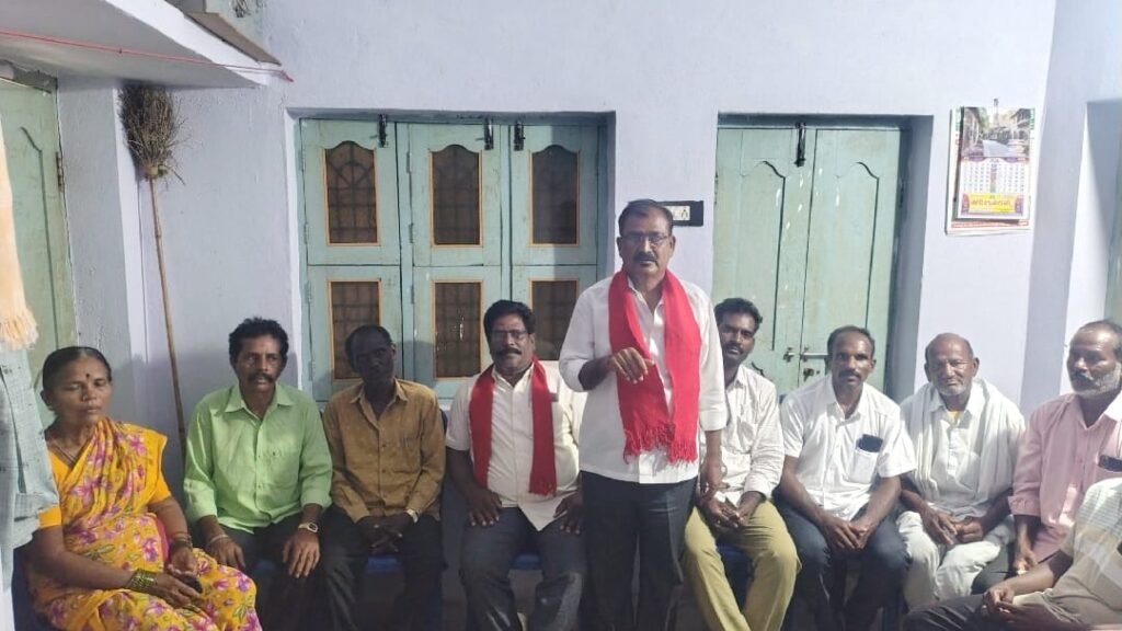 కేంద్ర రాష్ట్ర ప్రభుత్వ శాఖల్లో ఖాళీగా ఉన్న పోస్టులను భర్తీ చేయాలి