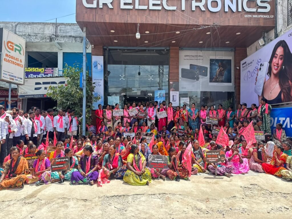 *మహిళా ఎమ్మెల్యేలపై దాడి చేసే అధికారం ఎవరిచ్చారు*