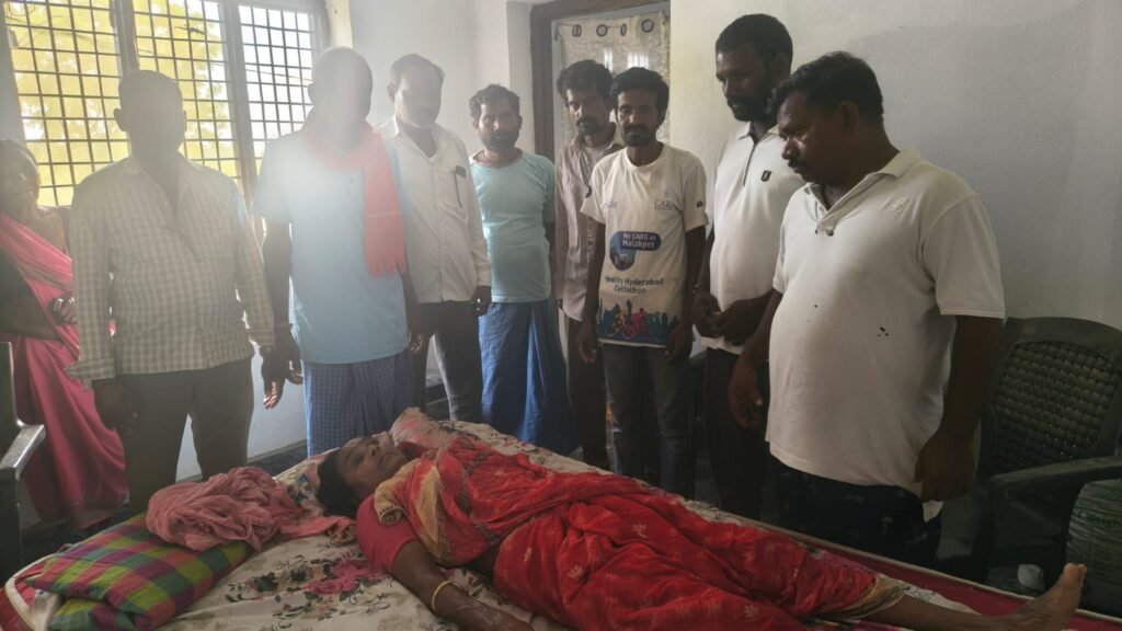 అబ్బాయిపాలెంలో కోతులను నివారించాలి.