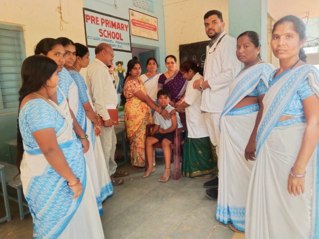 *ప్రభుత్వ పాఠశాలలో విద్యార్థులకు డిపిటి &టి డి వ్యాక్సినేషన్ పై అవగాహన కార్యక్రమం*