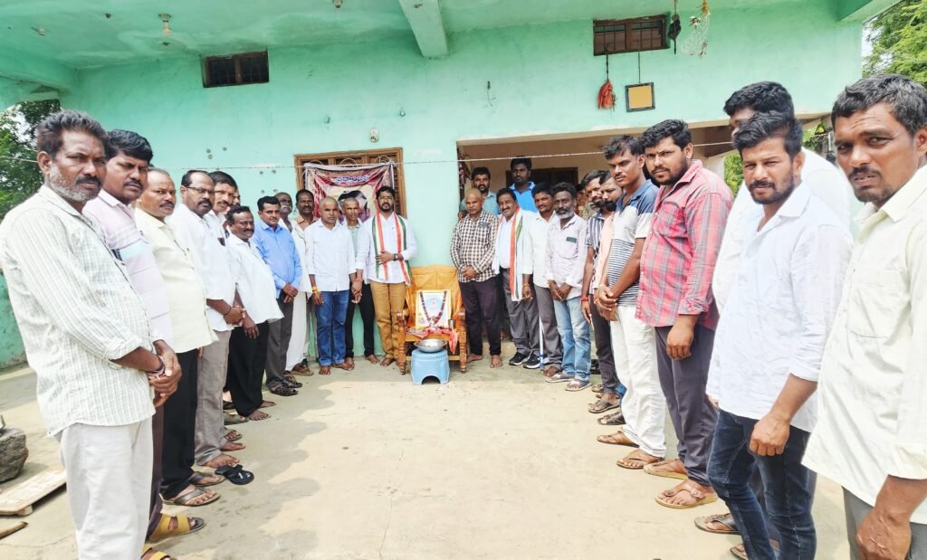 బాధితుల కష్టాల్లో భాగస్వామినవుతా. అండగా నిలుస్తా  కేసముద్రం మండల కాంగ్రెస్ పార్టీ మండల అధ్యక్షులు చిలువేరు సమ్మిగౌడ్