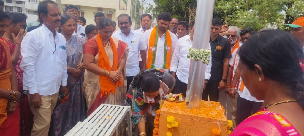కొత్తకోట లో నూతన ఐ మాక్స్ లైట్ ప్రారంభోత్సవం