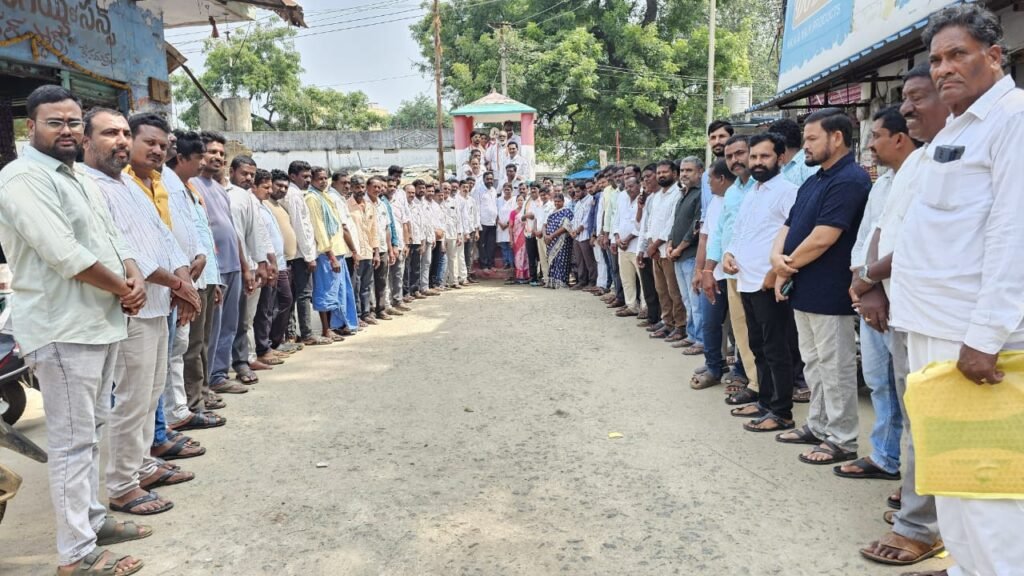 కేసముద్రం కాంగ్రెస్ మండల పార్టీ అధ్యక్షులు చిలువేరు సమ్మయ్య గౌడ్ ఆధ్వర్యంలో కేసముద్రంలో ఘనంగా గాంధీజీ 157వ జయంతి వేడుకలు