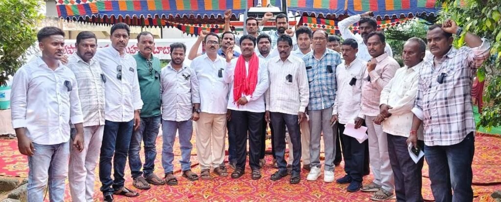 జర్నలిస్టుల సమస్యలను పరిష్కరించాలి.  టియుడబ్ల్యూజే (ఐజేయు) ఆద్వర్యంలో డిమాండ్స్ డే
