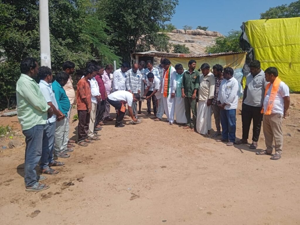 హైమాక్లెక్స్ లైట్స్ ప్రారంభించిన బంగ్లా లక్ష్మీకాంత్ రెడ్డి