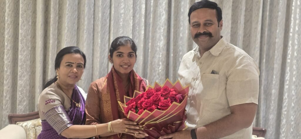 పట్టభద్రుల ఎమ్మెల్సీ ఎన్నికల్లో కాంగ్రెస్ అభ్యర్థి గెలుపే లక్ష్యంగా ముందుకు సాగాలి  పాలకుర్తి ఎమ్మెల్యే యశస్విని రెడ్డి